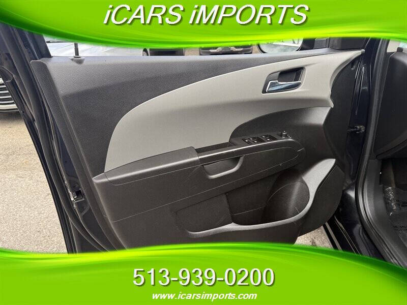 2013 Chevrolet Sonic LT Auto