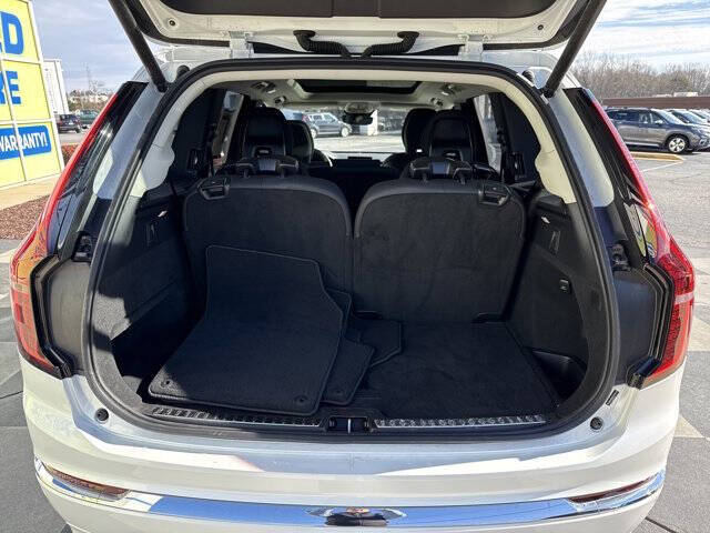 2025 Volvo XC90 B6 Plus Bright Theme 7P