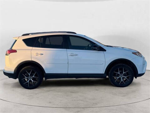 2018 Toyota RAV4 SE