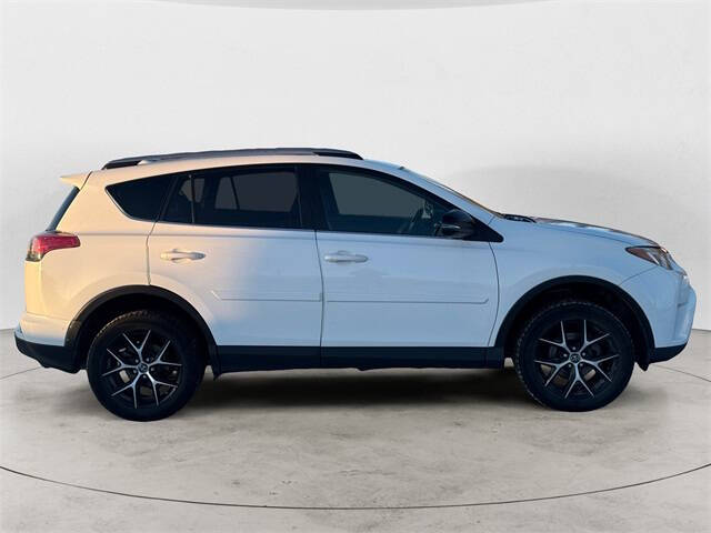 2018 Toyota RAV4 SE