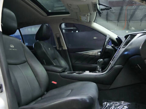 2014 Infiniti Q50 Premium