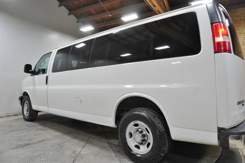 2016 Chevrolet Express LT 3500