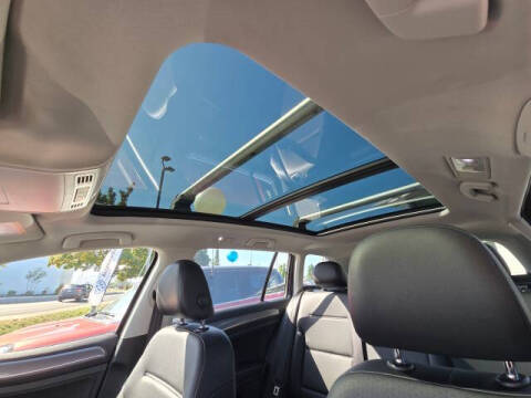 2017 Volkswagen Golf Alltrack