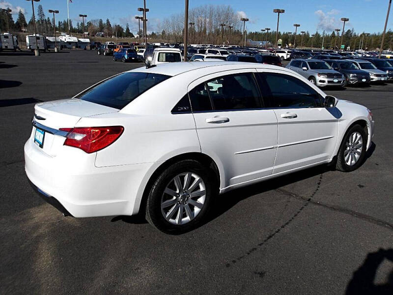 2011 Chrysler 200 Touring