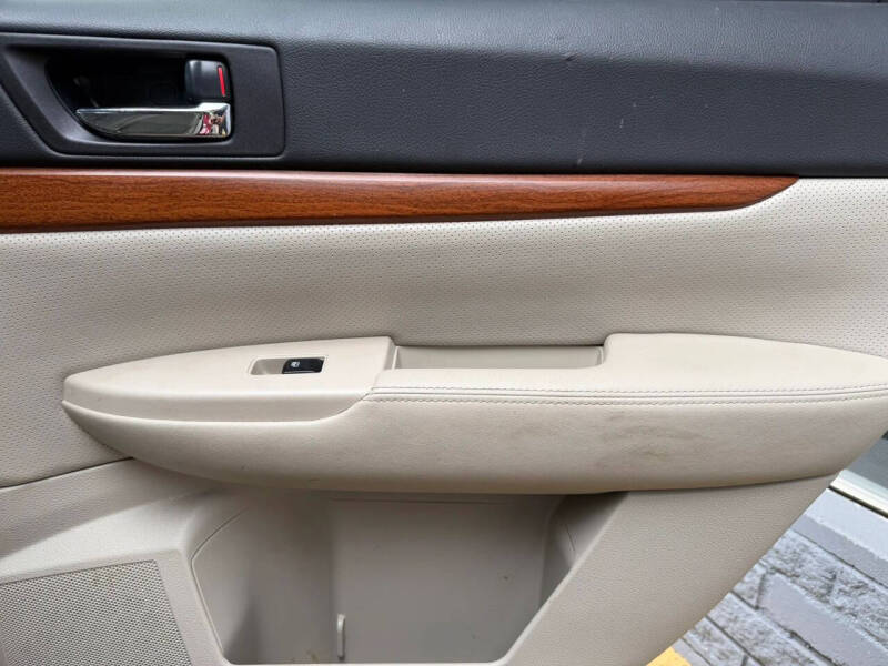 2014 Subaru Outback 3.6R Limited