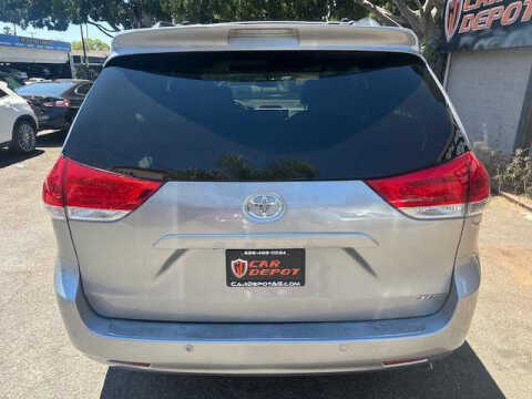 2014 Toyota Sienna