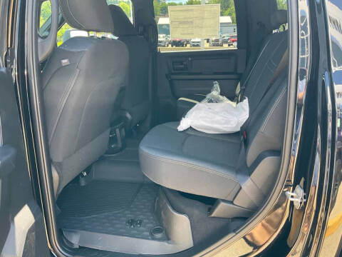 2026 RAM 2500 Black Express