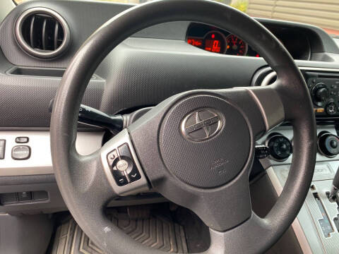 2012 Scion xB Release Series 9.0