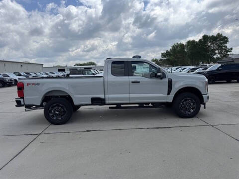 2025 Ford F-350 Super Duty XLT