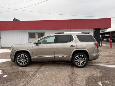 2023 GMC Acadia Denali