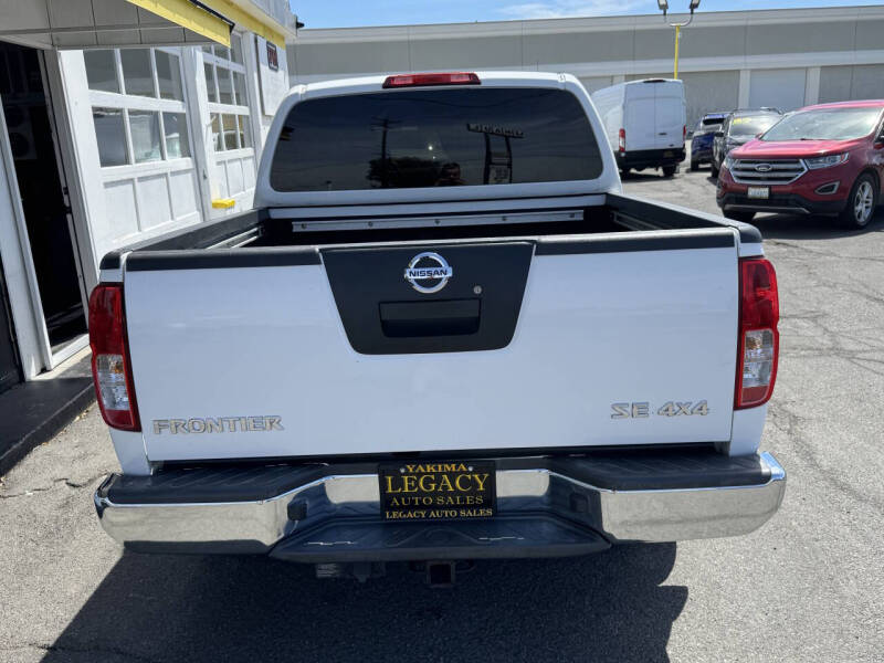 2005 Nissan Frontier SE