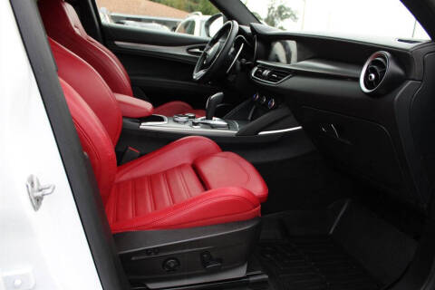 2023 Alfa Romeo Stelvio Ti