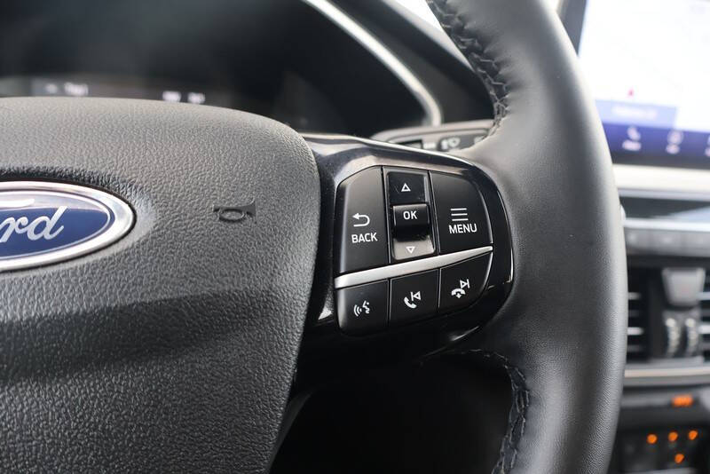 2022 Ford Escape Hybrid SE
