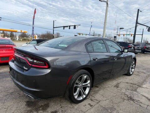 2019 Dodge Charger SXT