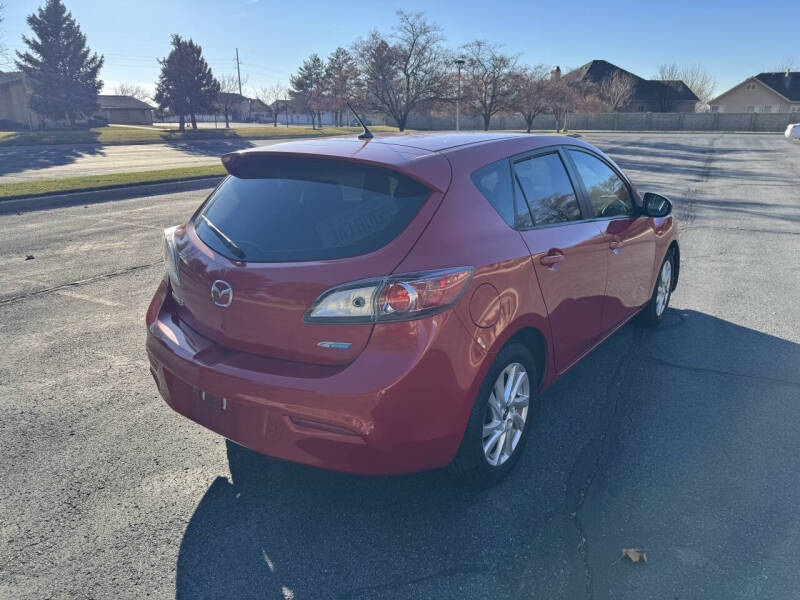 2013 Mazda MAZDA3 i Grand Touring