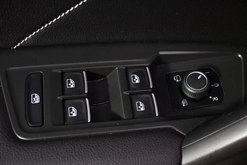 2022 Volkswagen Tiguan SEL R-Line 4Motion