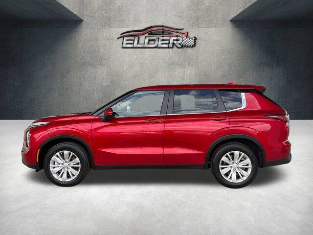 2026 Mitsubishi Outlander ES