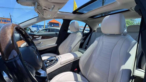 2017 Mercedes-Benz E-Class E 300 4MATIC