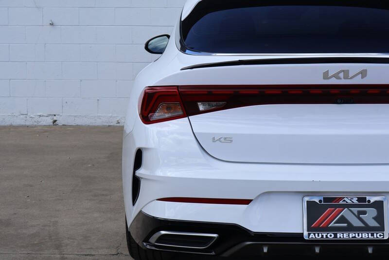 2023 Kia K5