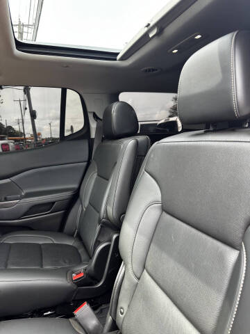 2021 GMC Acadia SLT