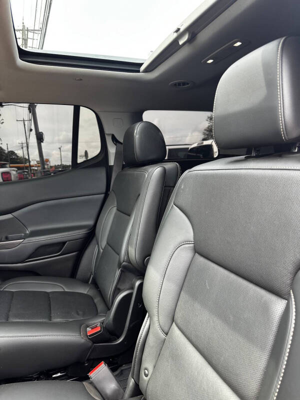 2021 GMC Acadia SLT