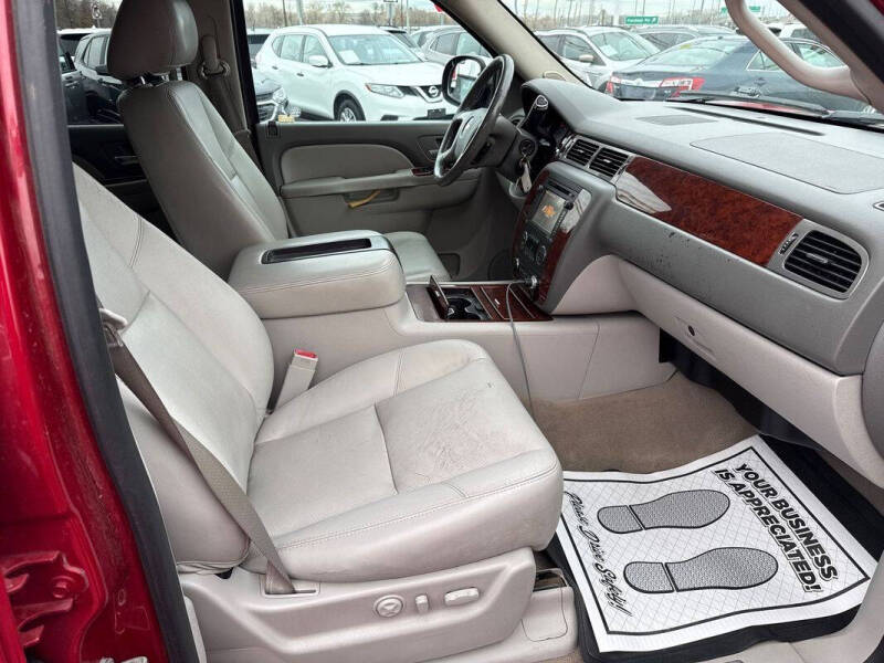 2014 Chevrolet Suburban LTZ