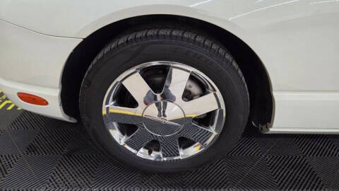 2002 Ford Thunderbird Deluxe