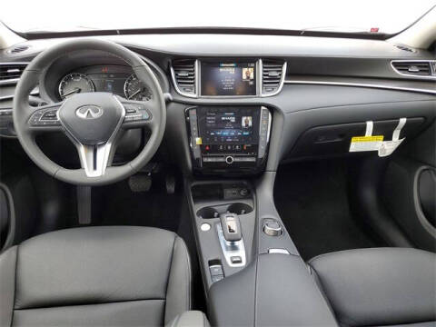 2025 Infiniti QX50 Luxe