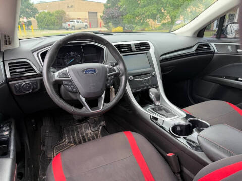 2014 Ford Fusion SE