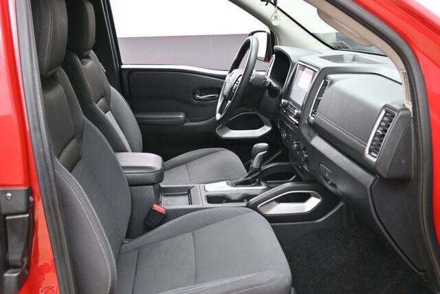 2022 Nissan Frontier SV