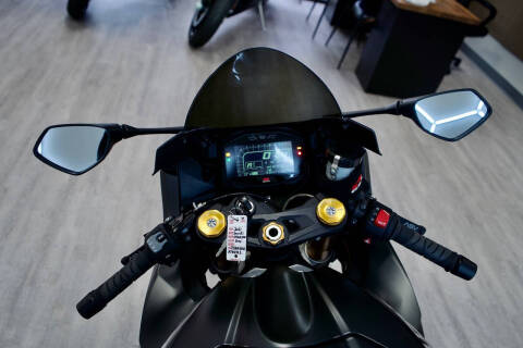 2021 Suzuki GSX-R1000 ABS