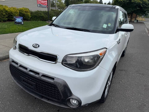 2015 Kia Soul +