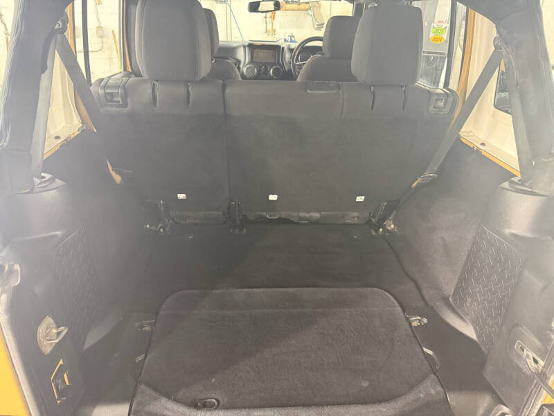 2014 Jeep Wrangler Unlimited Sport RHD