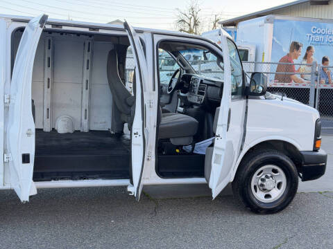 2016 Chevrolet Express 2500