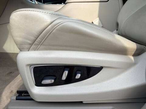 2019 Cadillac Escalade ESV Luxury