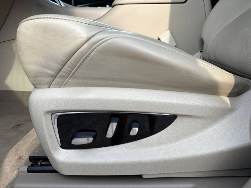 2019 Cadillac Escalade ESV Luxury