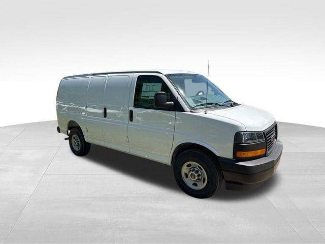 2026 GMC Savana 2500