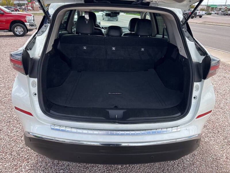 2023 Nissan Murano SV