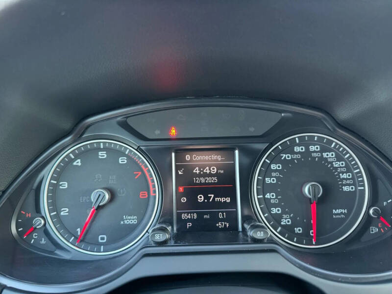 2016 Audi Q5 2.0T quattro Premium Plus