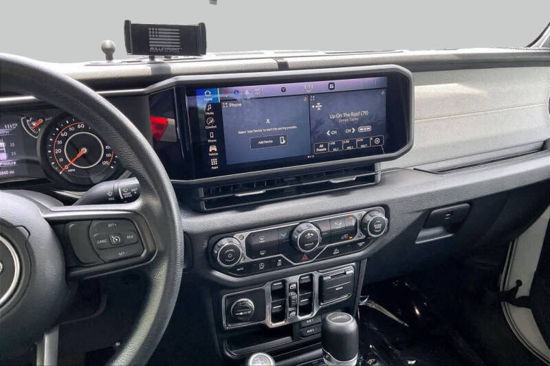 2024 Jeep Gladiator NightHawk