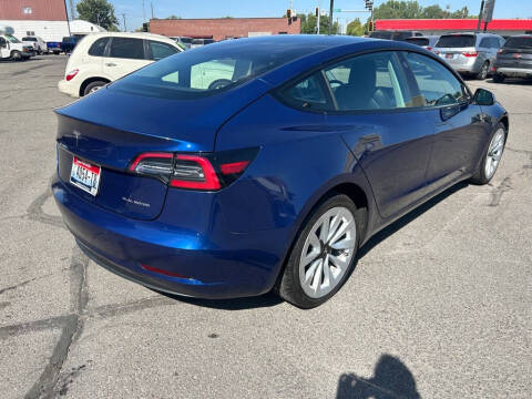 2022 Tesla Model 3 Long Range