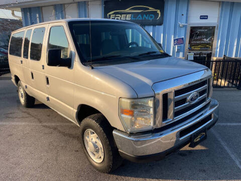 2008 Ford E-Series E-350 SD XLT