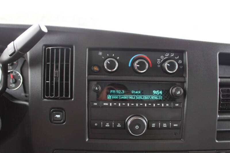 2025 GMC Savana 2500