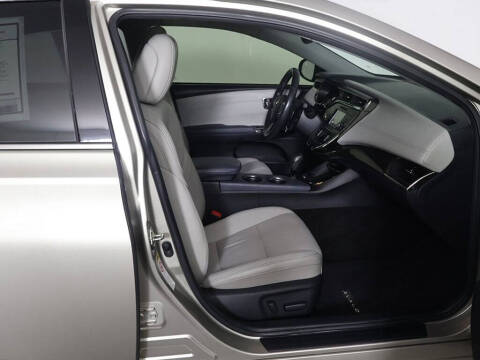 2013 Toyota Avalon XLE