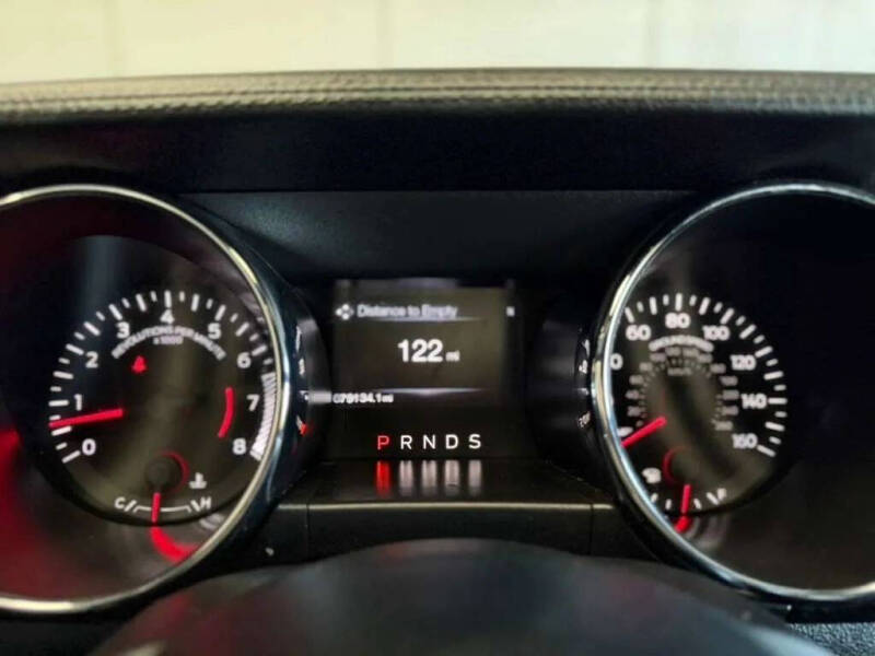 2016 Ford Mustang V6