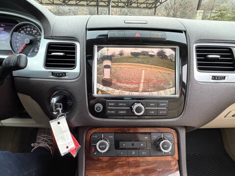 2012 Volkswagen Touareg TDI Sport