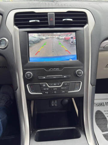 2019 Ford Fusion SE