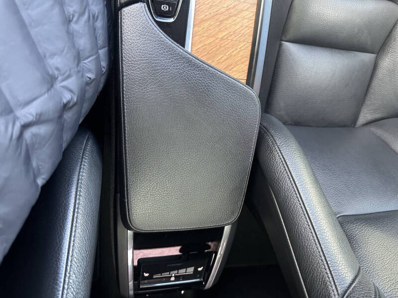 2022 Volvo S90 B6 Momentum