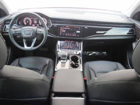 2023 Audi Q8 quattro Premium Plus 55 TFSI