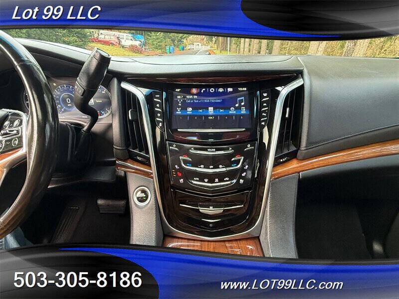 2017 Cadillac Escalade ESV Premium Luxury